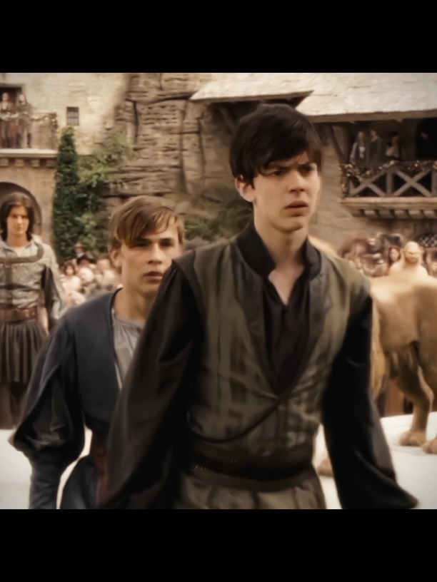 #narnia #edmundpevensie #edmund #edmundpevensieedit #peter #peterpevensie #peterpevensieedit #narniaedit 