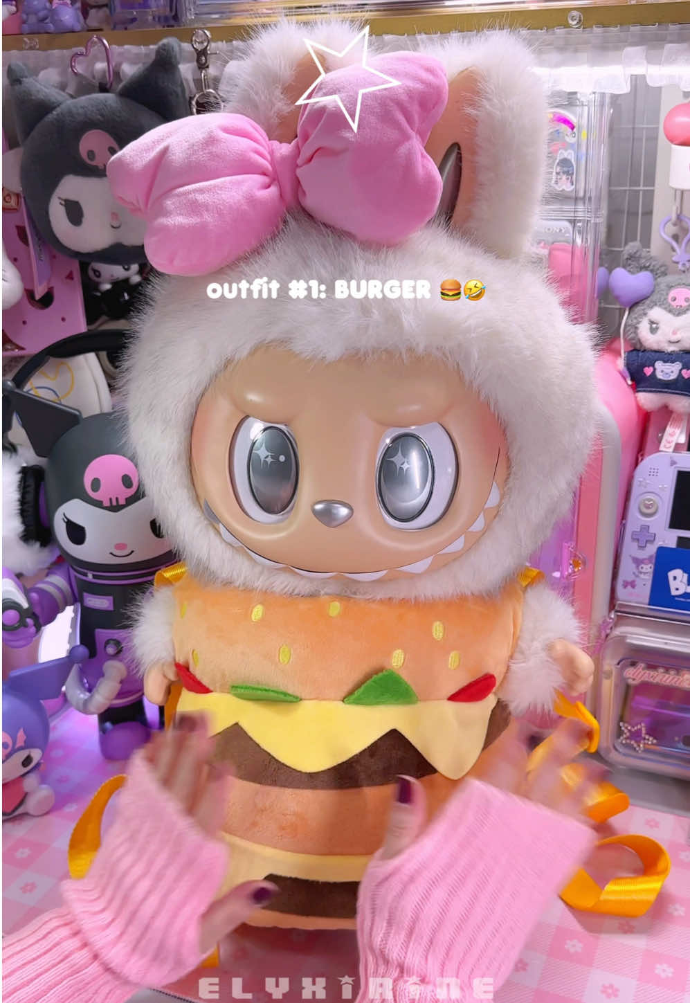 dressed up my ZIMOMO doll ! 🎀🧸🪽which outfit do you love the most? I can’t get over how chonky and adorable the burger one is HAHAH 🍔🤣  TYSM to my BF @ar.william for these Zimomo clothes 🥹🫶🏻🫶🏻 #labubu #zimomo #popmart #zimomoangelinclouds #popmartlabubu @POP MART @POP MART US  @popmart_ph 