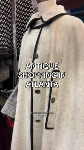 SO hard to find 8-10 vintage frames.. send help #atlanta #holiday #holidayseason #antique #antiqueshopping #vintage #art #gallerywall #decor #vintagefashion 