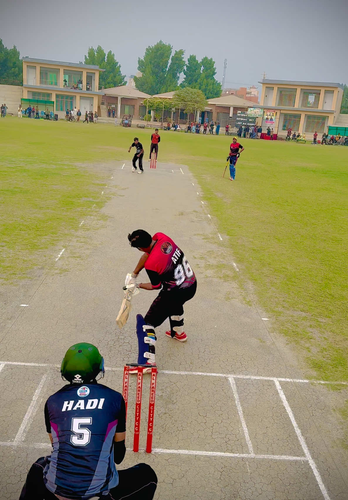 rear moment papa vs sun #cricket #cricketlover #babarazam #funnymoments #fun 