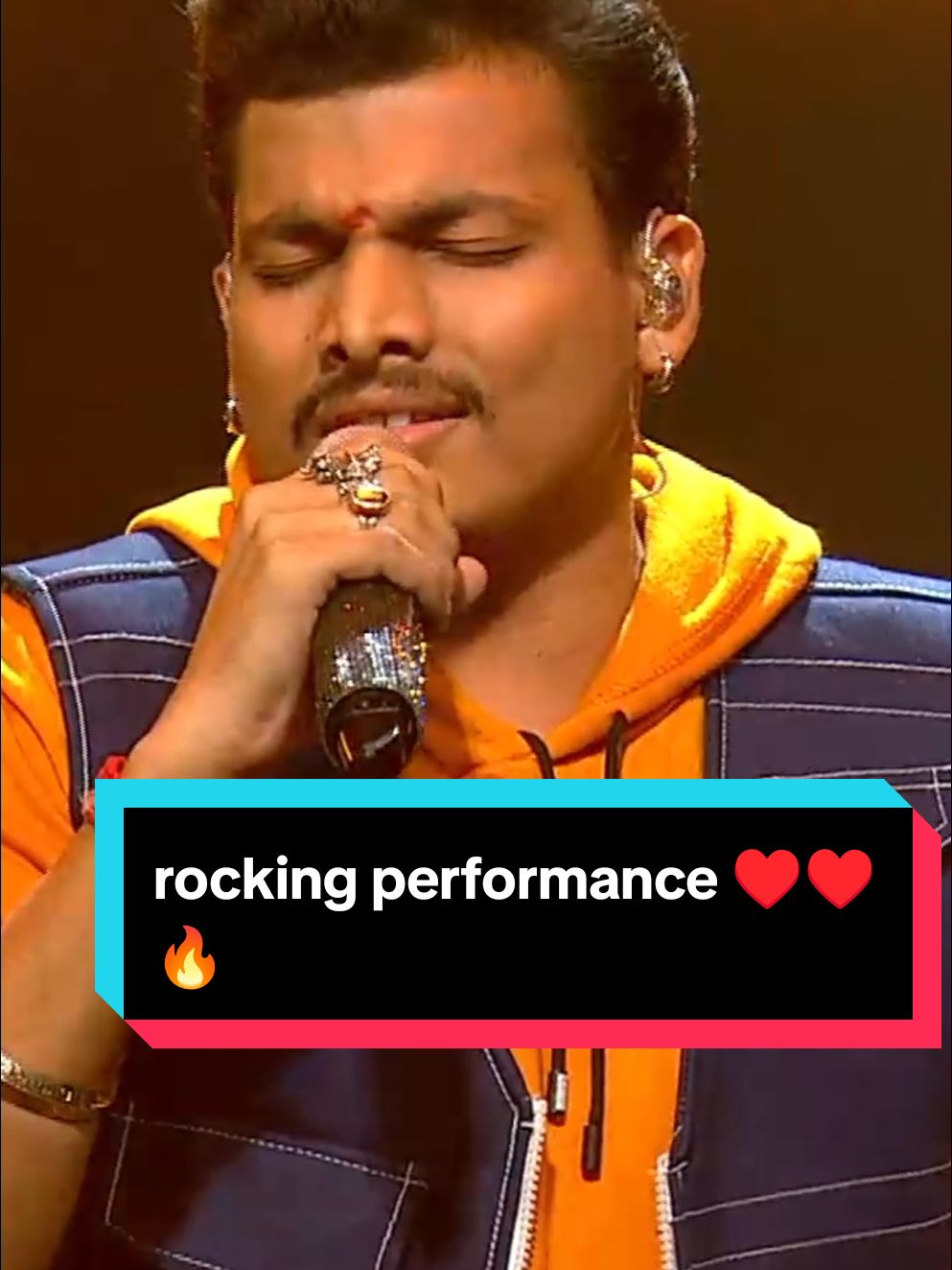 kadi te has bol ve 🎵🎶💞💯💖🎧😍♥️🔥🤩 Indian Idol Season 15 Episode 12 #indianidolseason15 #indianidol15 #indianidol #indianidol2024 #fyp #whattowatch #shreyaghoshal #vishaldadlani #badshah #season15 #ep12  #episode12  #indianidolseason2024 #indianidol15auditions #indianidolaudition #foru #foryoupage❤️❤️ #foryou #foryoupage @TikTok @TikTok UK @TiktokPakistanOfficial 