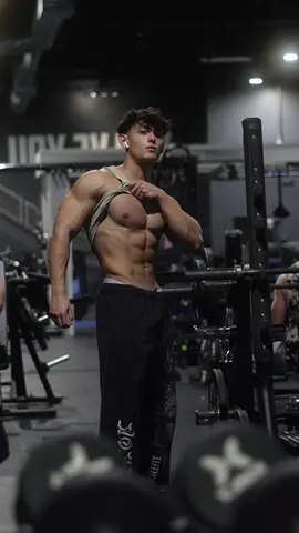 Chasing greek god status #gym #Fitness #motivation 