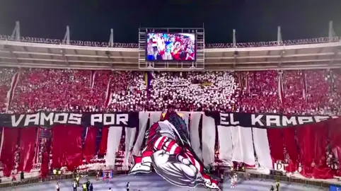 La banda de los Kuervos ayer en el metropolitano 🔴⚪️ La voz de aliento en el estadio.. #fyp #viral #juniordebarranquilla🇦🇹 #futbol⚽️ #ligabetplay2024 #kuervos🔴⚪️ #oncecaldas #hinchasdejunior 