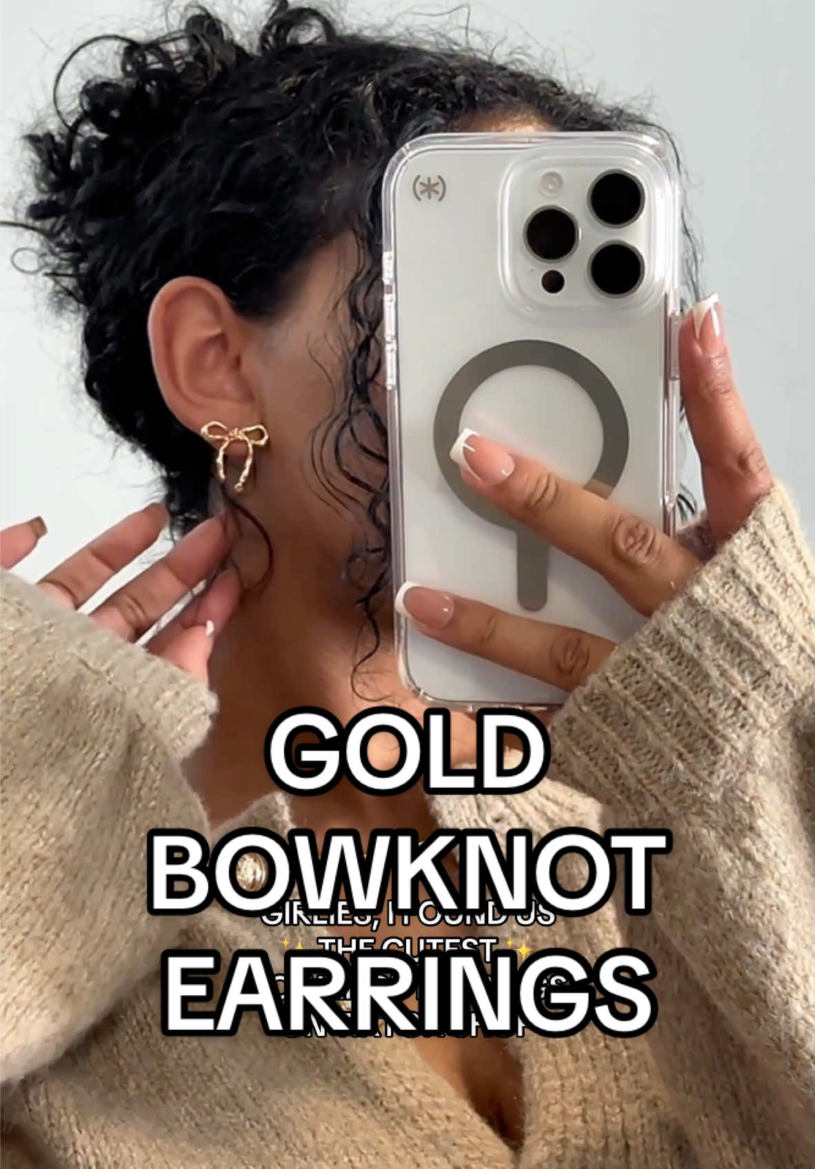 YES they are a need! (And yes THERE’S SHIPPING 🤪 these are great ADD ONS for when you already have another item or 2 in your cart❤️) #bowknot #bowknotearrings #goldeareings #holidayearrings #christmasearrings #daintyearrings #prettyearrings #girlieearrings #bowearrings #tiktokshopearrings #tiktokshopcybermonday #tiktokshopblackfriday #goldjewelryaesthetic #goldjewelry #goldgirl 