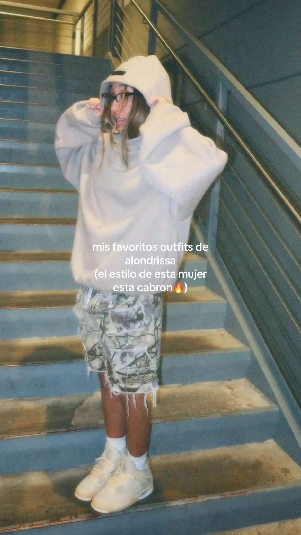 osea yooo el flow siempre 😭 #fyp#foryoupage#style#fashiontiktok#fashion#alondrissa#paratiiiiiiiiiiiiiiiiiiiiiiiiiiiiiii#alondramichelle#puertorico#streamer @alondrissa 