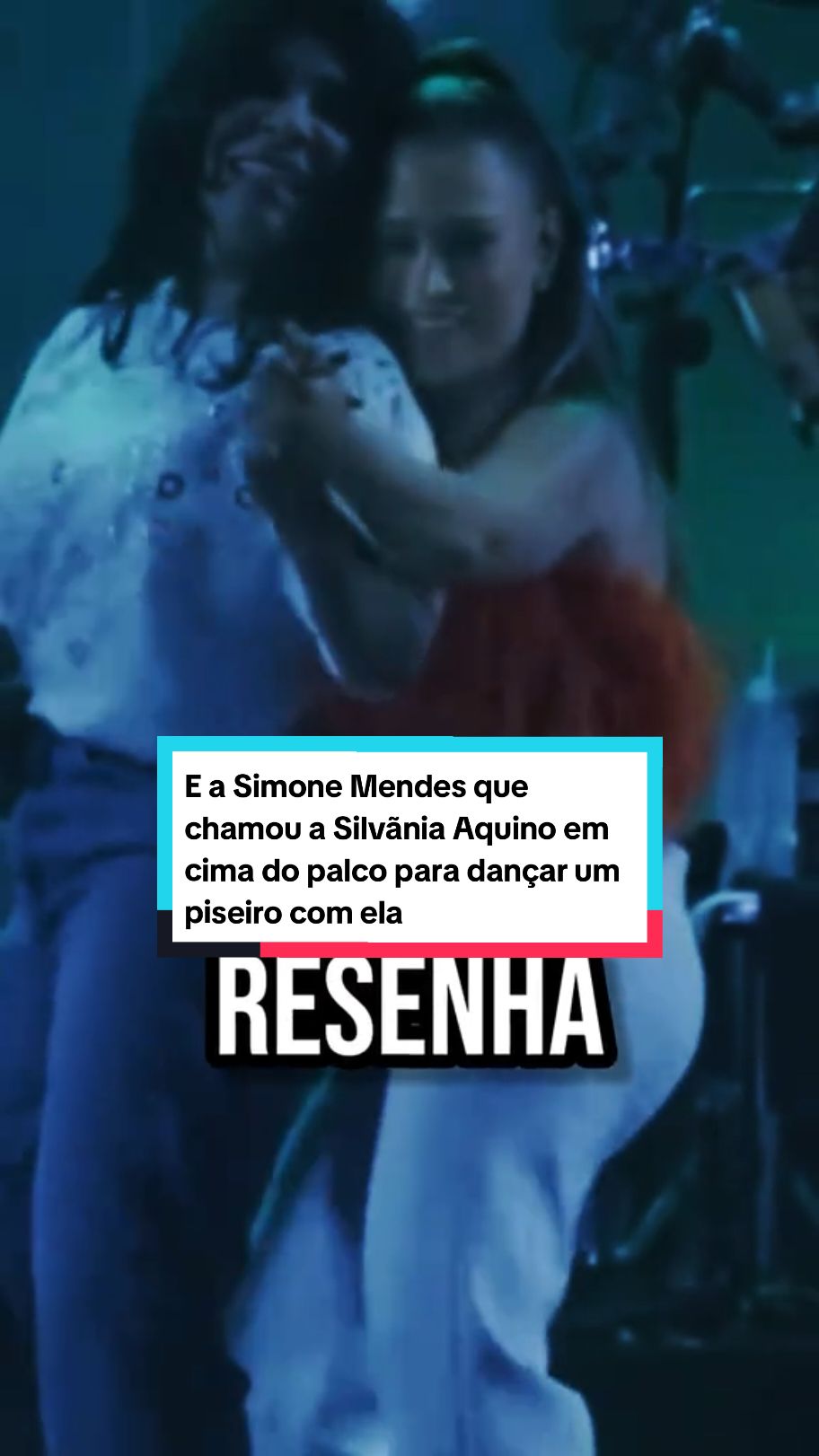 E a Simone Mendes que chamou a Silvãnia Aquino em cima do palco para dançar um piseiro com ela #simonemendes #silvaniaaquino #piseiro