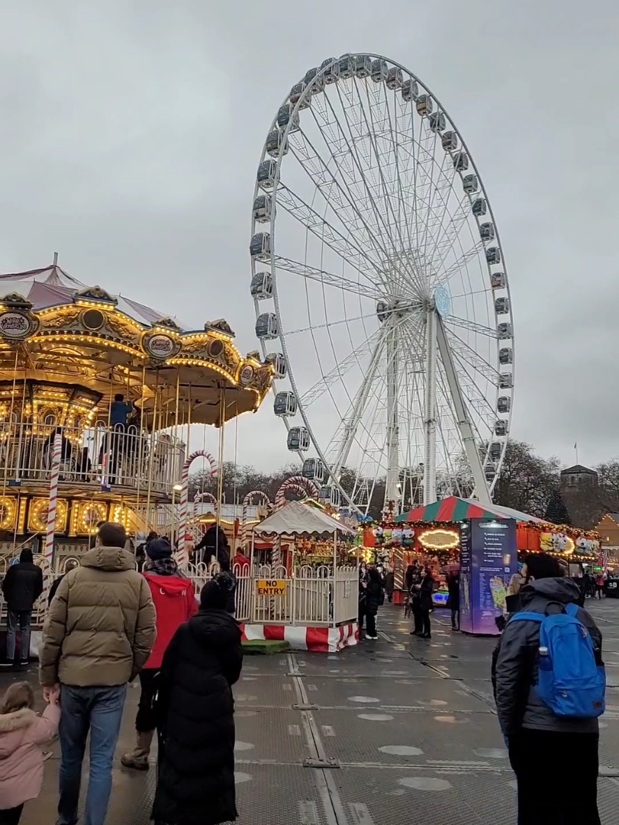 Winter Wonderland 2024! #HydePark #London #WinterWonderland #BubbleMania #BubbleManiaLondon #HydeParkWinterWonderland #LondonBeautifulLife #GlobalBeautifulLife 
