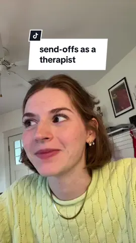 How do you (therapists) end sessions? How does your therapist end sessions???? I gotta know! #therapy #therapist #therapytiktok #therapistsontiktok #gradschool #therapytok 
