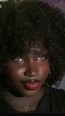 Sou negra👸🏾🖤 #negra #blackgirl #afro #negona #fyp #viral_video  @🦋KEZY🦋 #bissautiktok🇬🇼 #palops🇦🇴🇲🇿🇸🇹🇨🇻🇬🇼 #africa 