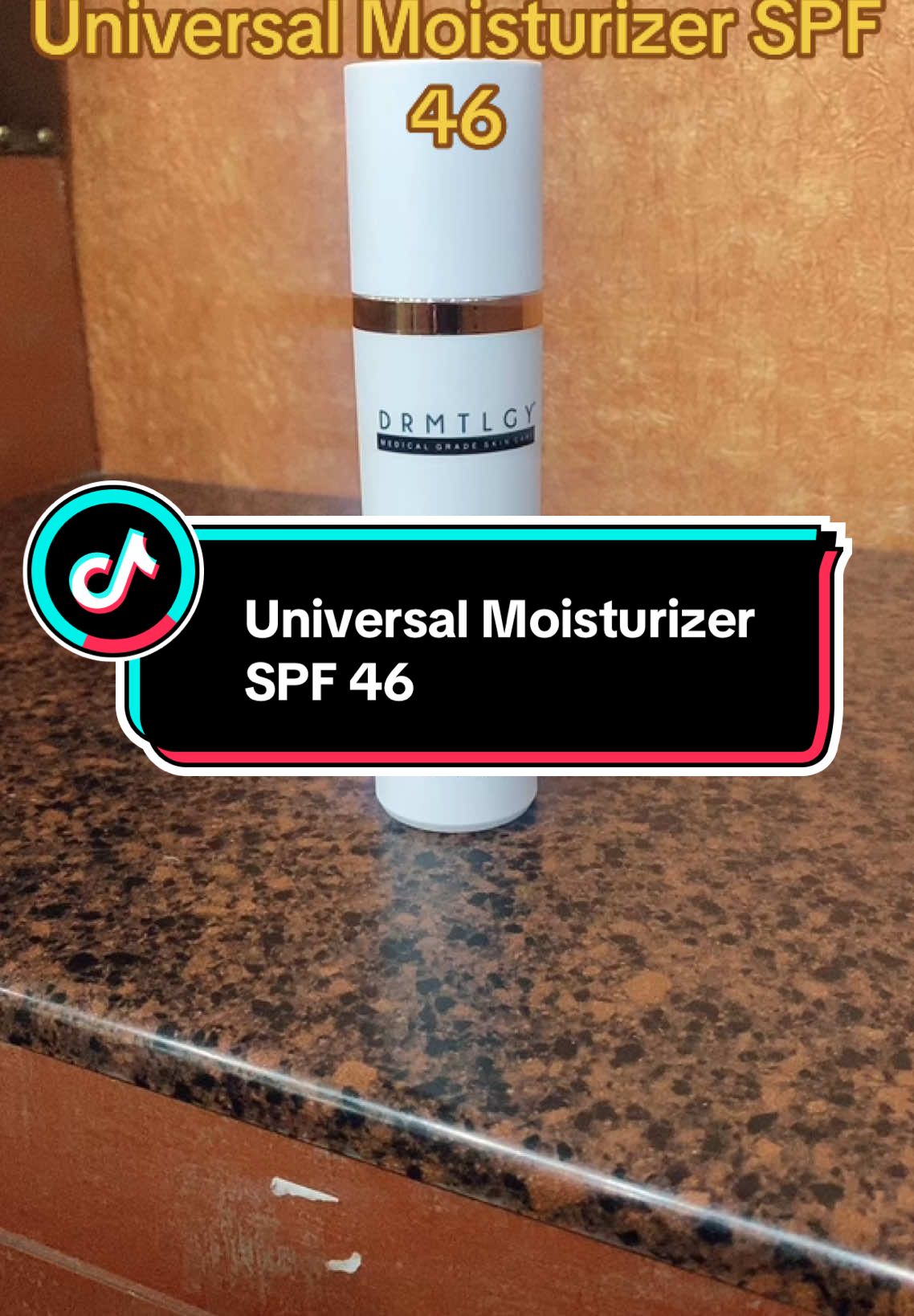 Universal Moisturizer SPF 46 #viralvideo #foryou #foryoupage #tintedmoisturizer #spf46 #sunscreen #skincare #skincaretips #skincareroutine #dertlg 