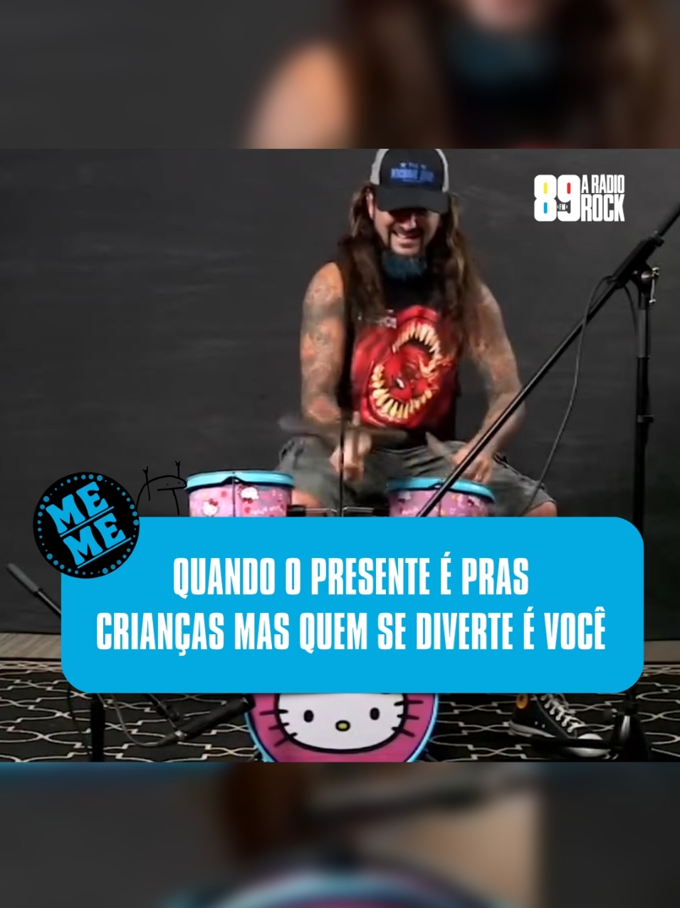 IMAGINA FALAR MAL DE MIM SENDO QUE SOU LITERALMENTE ASSIM Imagina falar mal de mim e eu estar literalmente assim na minha casa sendo a pessoa mais feliz do mundo #89 #89fm #89fmaradiorock #aradiorock #radiorock #vivaorock #rock