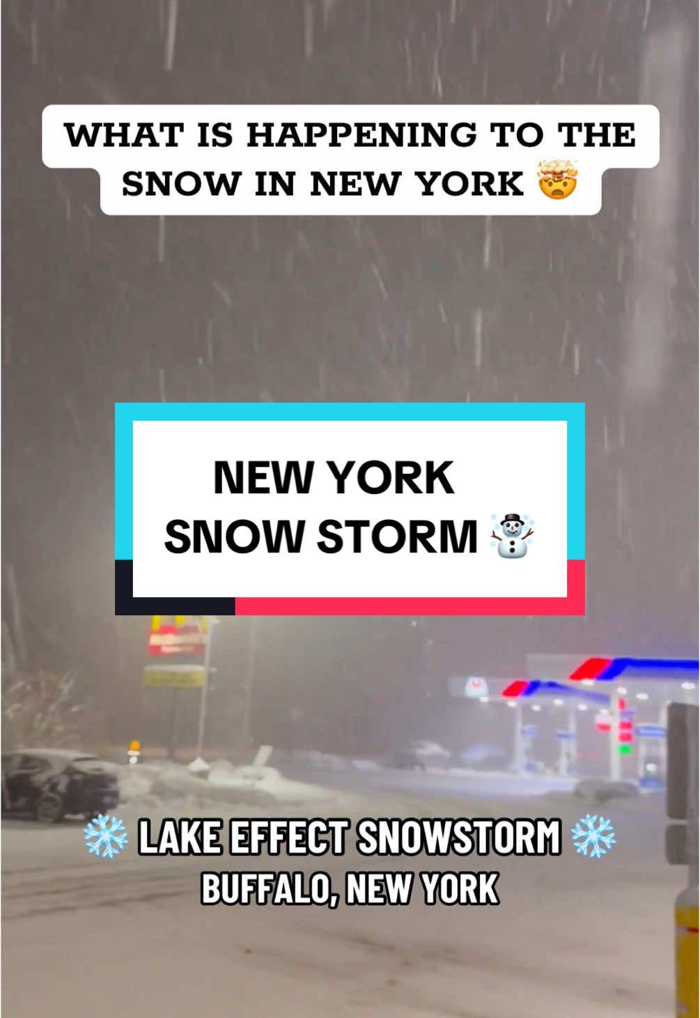 Have you ever seen snow look like this? 🤔☃️ #newyork #snow #buffalo #lakeeffectsnow #winter #snowmageddon #blizzard 