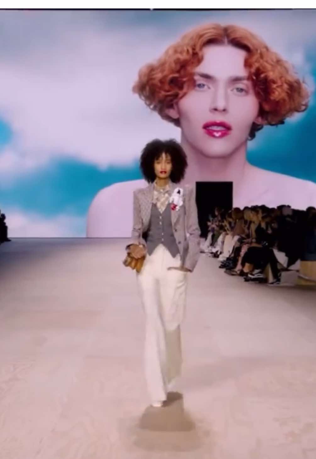 Women's Spring-Summer 2020 Show | LOUIS VUITTON 🫧 #LouisVuitton #LV #SOPHIE #SophieXeon #Doss #Paris #Fashion #FashionShow #Hyperpop #HyperpopMusic #andreuuw #fyp #foryoupage #fypツ #viral #xyzbca 