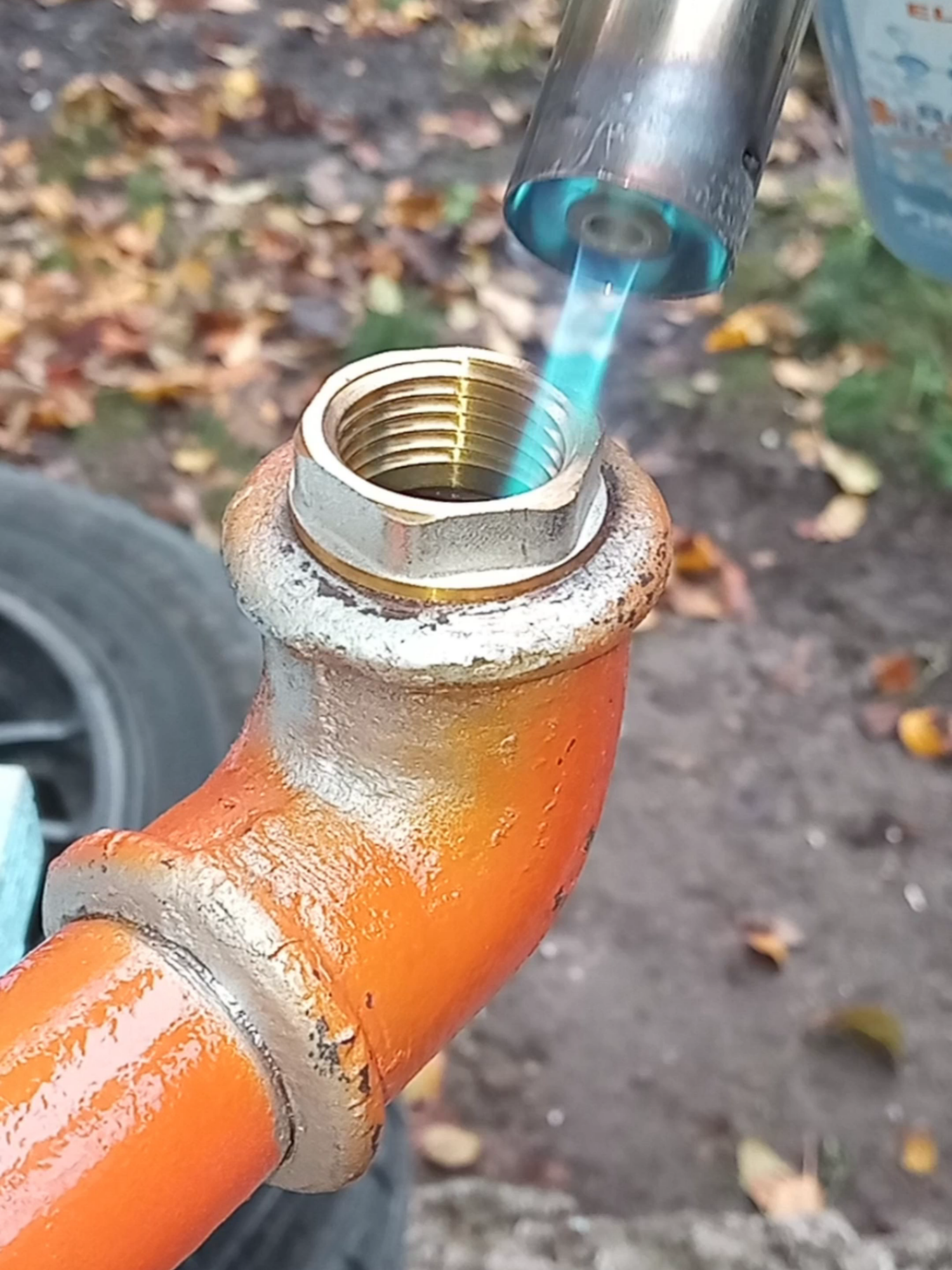 DIY plumbing basics. Few people know these plumbing tips and tricks #DIY #howto #plumbing #tips #tricks #lifehacks #tools #plumber #skills #howtotiktok