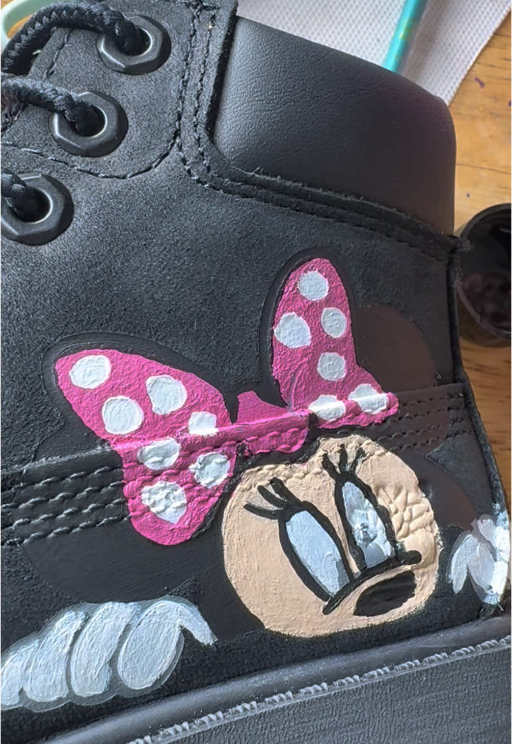 Minnie Mouse Jumper & Minnie Mouse Timbs 💕 #minniemouse #fypシ #efgthelabel #customtimbs #kidsbirthday #timbs #minniemouseoutfit 