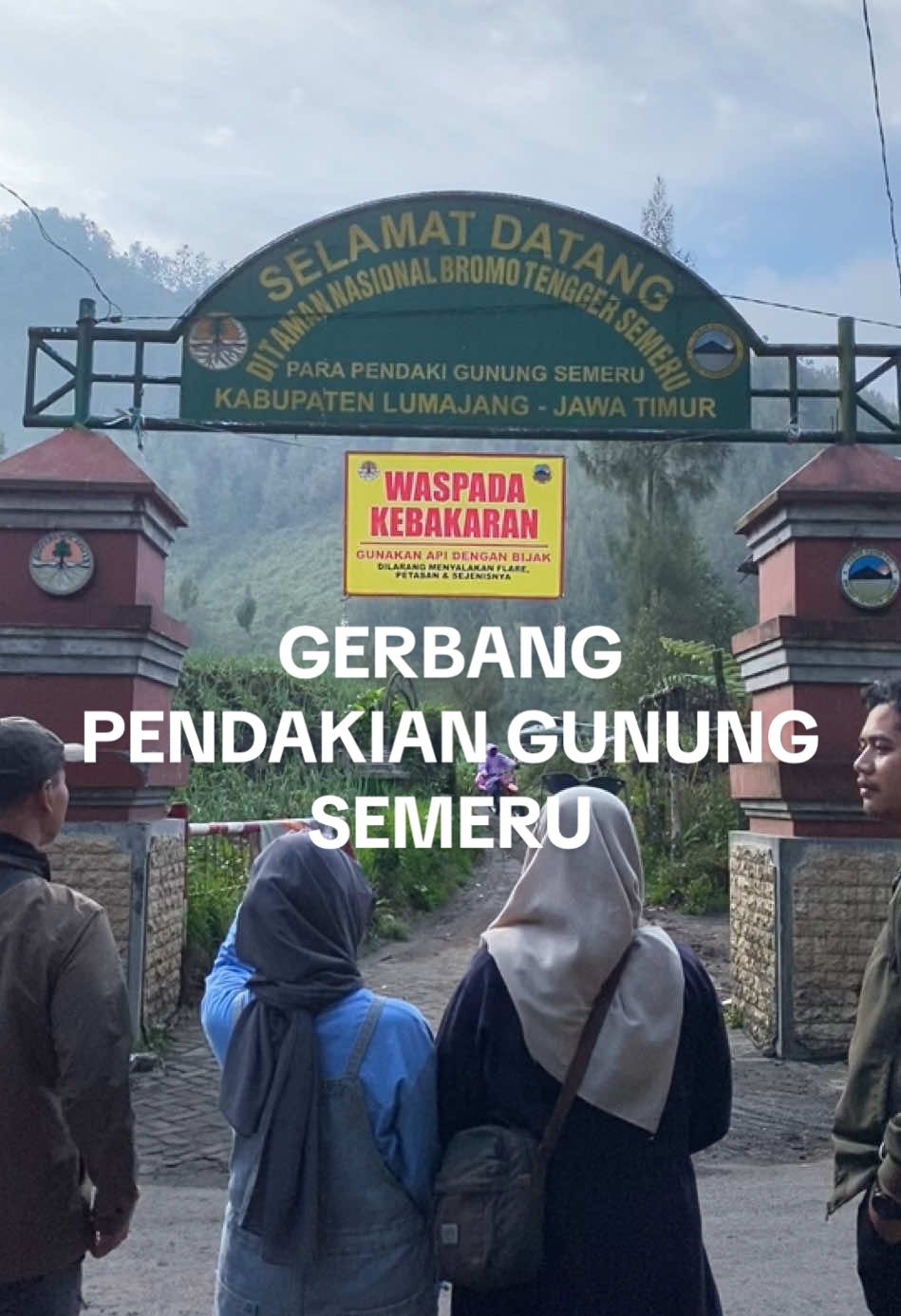 Gak sabar ini kapan jadinya buka . 😂.  #gunungsemeru #ranupani #pendakigunung #mountain 