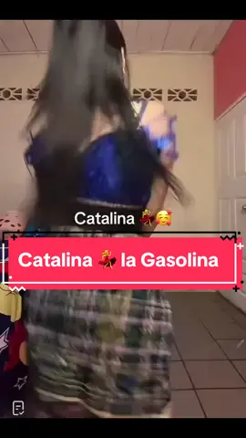 Catalina bailando la gasolina 💃 #paratiiiiiiiiiiiiiiiiiiiiiiiiiiiiiii #gasolina #@catalina 🍓 #catalina #bailando #chapina #guatemala #usa🇺🇸 #trajetipico #CapCut 