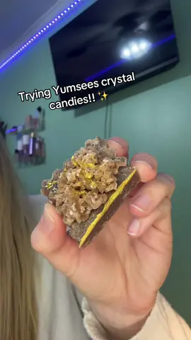 @yumsee this was delightful! Im so happy to try your candies!! 🩷🩷 #foryoupage #fyp #candy #crystalcandy 