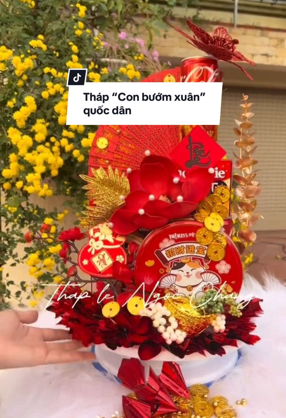 Bỏ qua tháp này là tiếc hùi hụi luôn, đúng đẹp và sang luôn các bác ạ. Bánh nước dễ kiếm đầy đủ trong tháp, làm 1 cặp đối xứng trưng ban thờ hoặc biếu tặng là quá hợp lí #thaplengocchang #ngocchangthaplecaocap #tet2025 #thaple #trangtritet  #xh #trending 