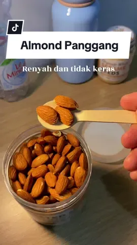 Cemilan sehat kaya manfaat 🫶🏻😘#megaguncang1212 #almond #makanansehat #healthyliving #bakulsaudi 