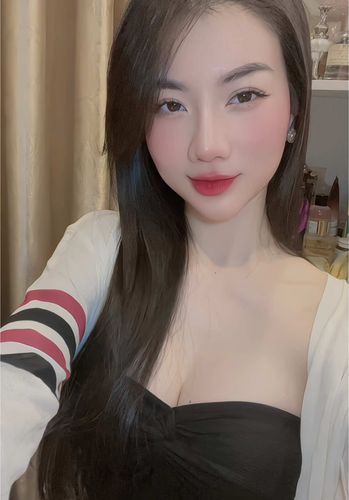 Tháng mới vui vẻ , mọi sự bình an nha ☺️#xhuongtiktok #viral #xh #abcxyz 