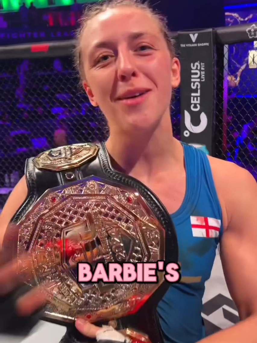 Dakota Ditcheva introduced herself to the MMA world in emphatic fashion on Saturday  #dakotaditcheva #mma 