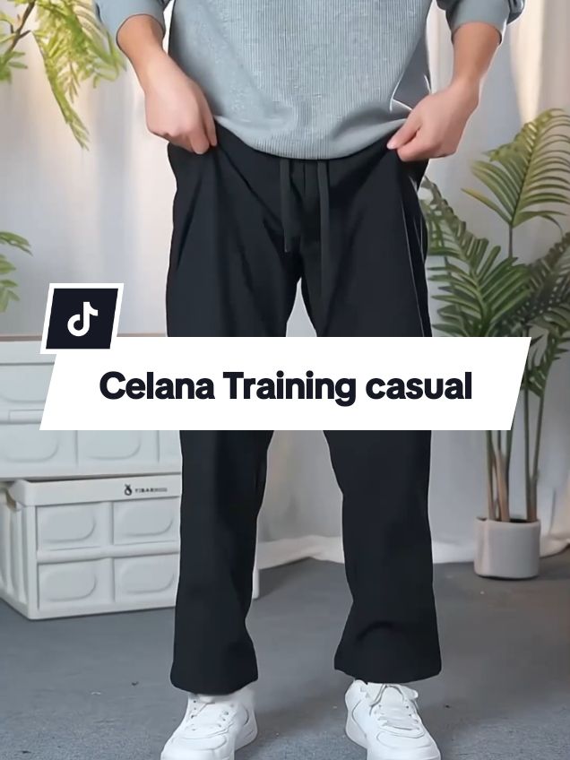 Rekomendasi Celana Training ini cocok di pake nongkrong, jogging karena pas di Styling outfit apapun masuk #rekomendasioutfit #celanapanjang #celanapanjangcasual #celanacasualpria #celanatraining 