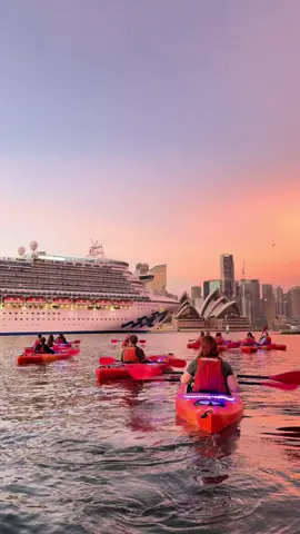 Good morning, Sydney! 🌅 The pre-sunrise sky glowing red, a Princess Cruise in the harbour, and our kayakers starting the day right. There’s no better way to greet the morning than on the water 🌅🚣‍♂️ #sydneykayakexperience #sydneykayakx #thingstodoinsydney #sydneysummerbucketlist #sydney #australia #ledkayakingsydney #ilovesydney @Sydney #feelnewsydney  @Australia @Princess Cruises 