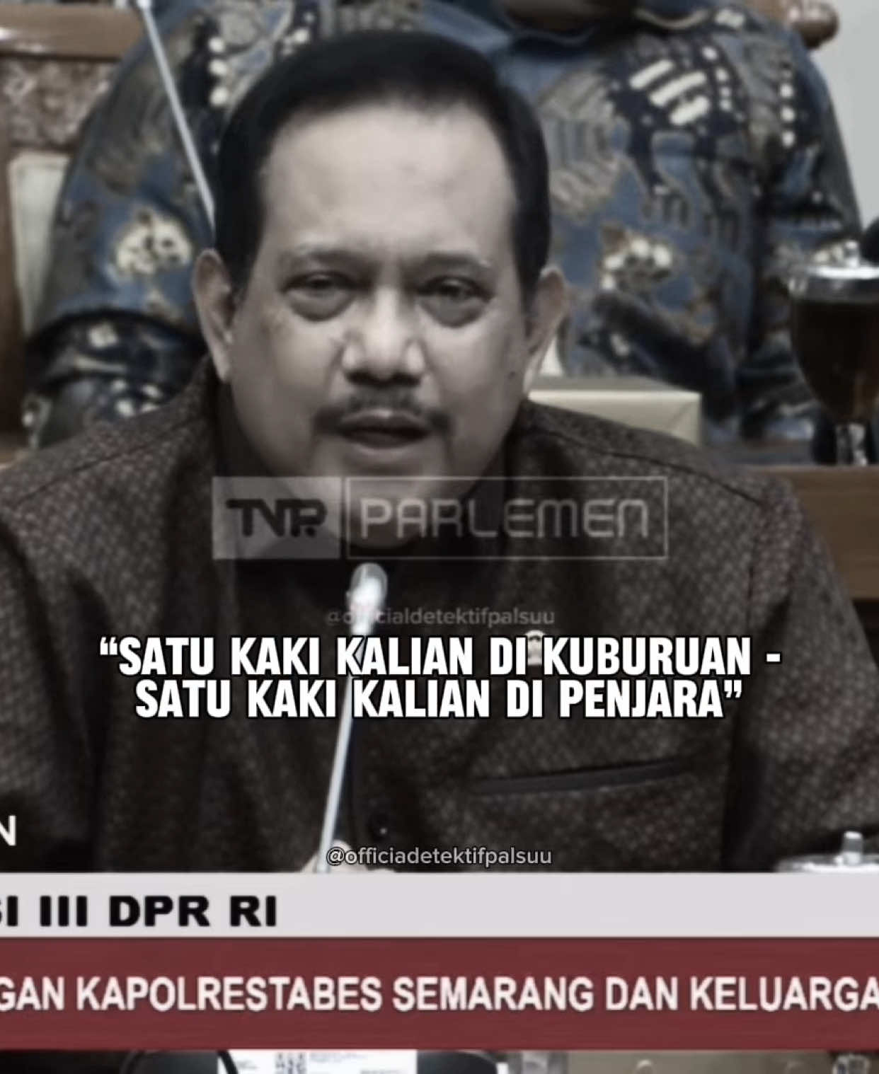 “TERLAMBAT BERTINDAK JADI KORBAN DAN MASUK KUBURAN - TERLALU CEPAT BERTINDAK KALIAN SALAH DAN MASUK PENJARA” itu lah istilah POLRI. #sisimalamkota #gangster #allstar #klitih #klitihsemarang  #semaranggangster #gangstersemarang #allstarsemarang #allstarsemarang🇬🇧 #gazasemarang #cuaksss🔥 #cuaks #detektif #detektifpalsu #detektifpalsuu #detektifpalsuviral #polisi #viral #polrestabessemarang #teamelangpolrestabessemarang #patroliperintispresisi 