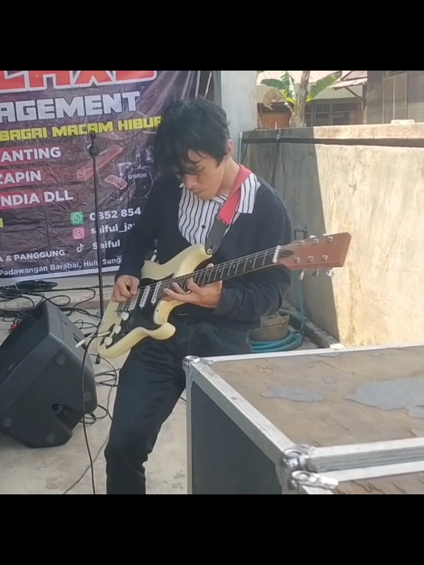 #mardislan #gimarjet #foryoupage❤️❤️ #fypdongggggggg #fyppppppppppppppppppppppp #foryoupage #fypage #viral #foryourpage #foryou #fypシ゚viral #fypシ #fypdong #fyp #guitarist #gitaris #guitarsolo #sologuitar #rock #grunge #rocknroll