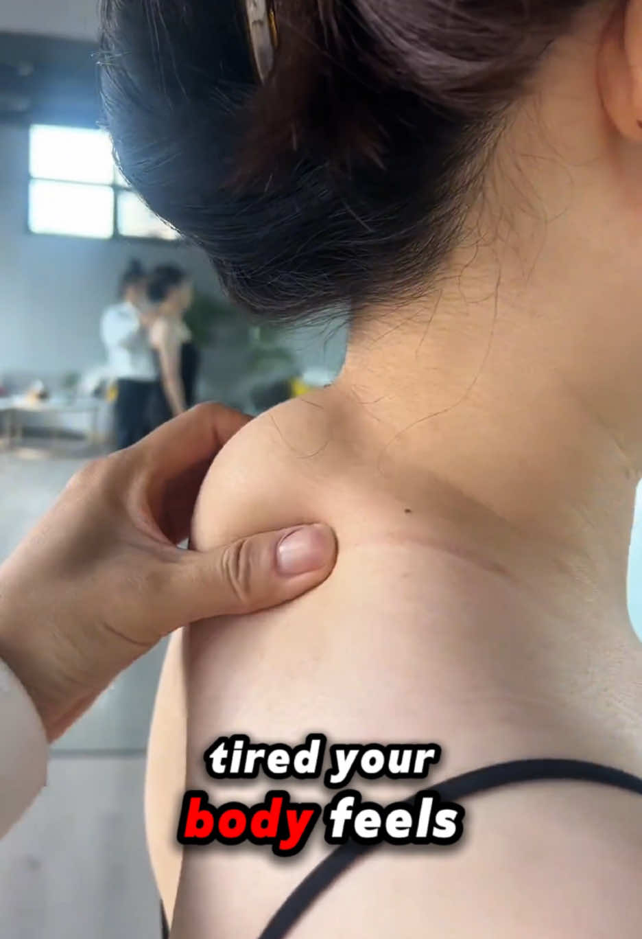 This massager actually works for knots😮‍💨#neckpain #painrelief #neckmassager #massager #shiatsumassage #giftguide #tiktokshopholidayhaul #newyearnewaura #tiktokshopblackfriday #giftideas #relax #tiktokshop 