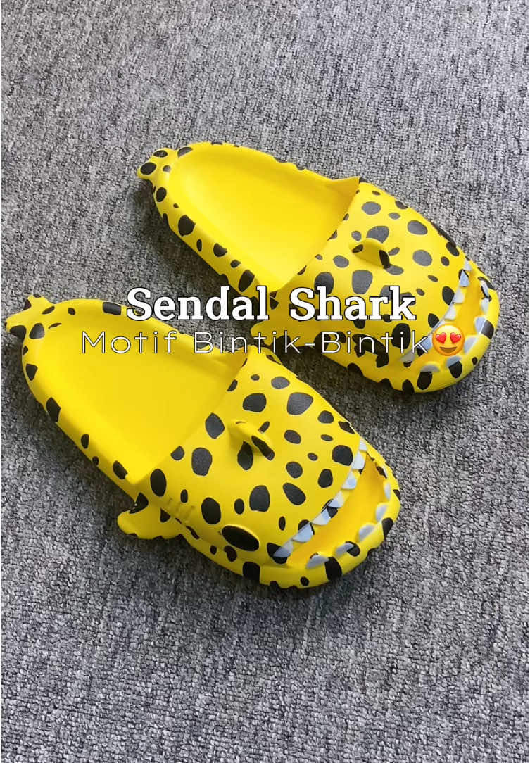 Sendal Shark‼️ #sendalslop #sendal #sendalmurah #coolrain #sendalwanita #sendaljelly #sendalunisex #fypage #sendaslop 