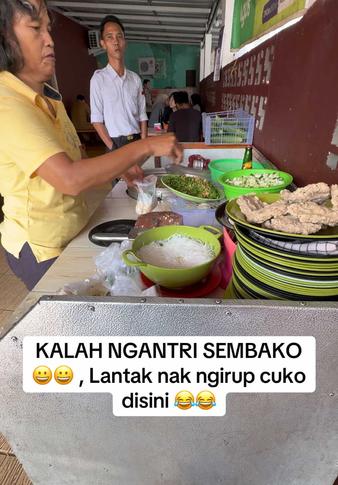 Pempek apo ini namonyo?? 😀 #capcut #pempekpalembang#pempeklenjer#pempekhiddengem #pempeklorong#cukopalembang#modelpalembang