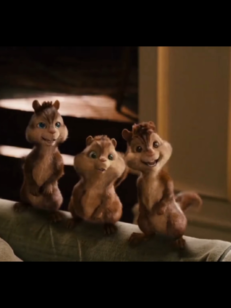 #alvinandthechipmunks #thechipmunks #thechipettes #childhood #alvinnn #cartoon #2010s #2000s #clip #tv #funny #comedy #munktok #trending #fyp #alvineosesquilos #christmas 