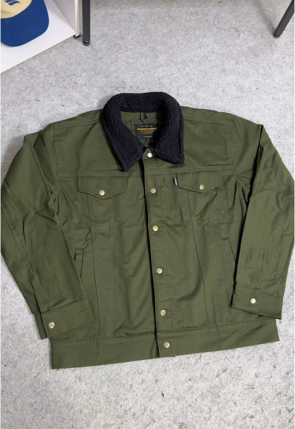 Eternalworks Sherpa Jacket nih! 