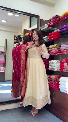 Jhim jhimaune ankha le 🌸#fresharrivals #anarkali #taraclothingcollection 