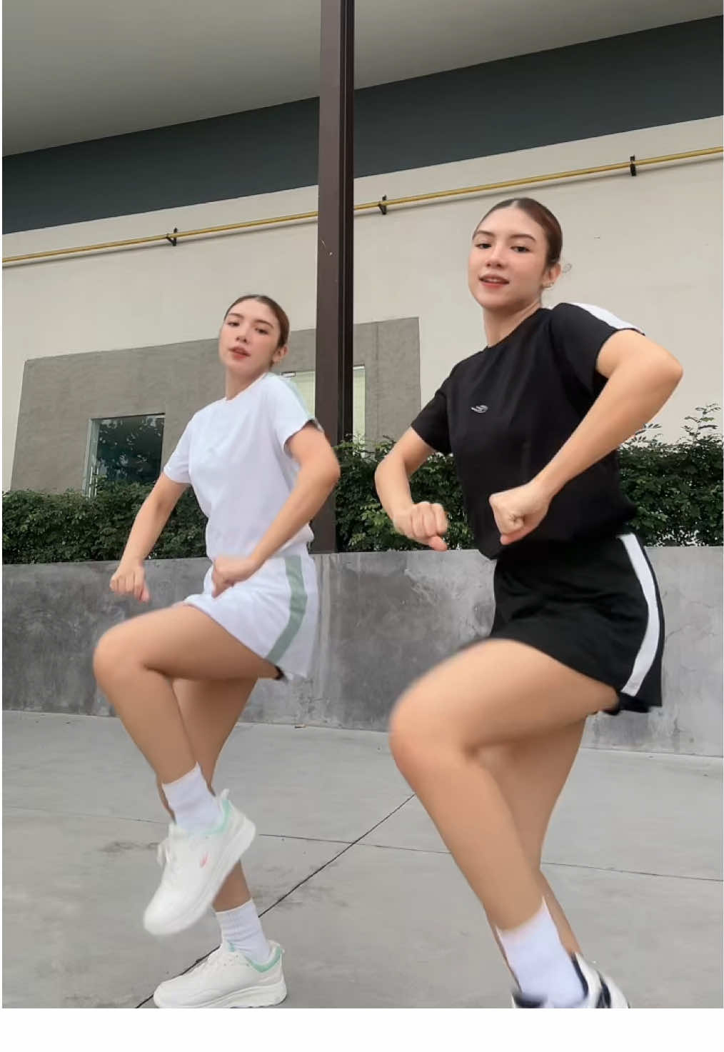 Fit from @World Balance 💖  #kittyandkakai #fyp #tiktokph #fypシ゚ #dancechallenge #dancewithwb #wbfam #worldbalance 