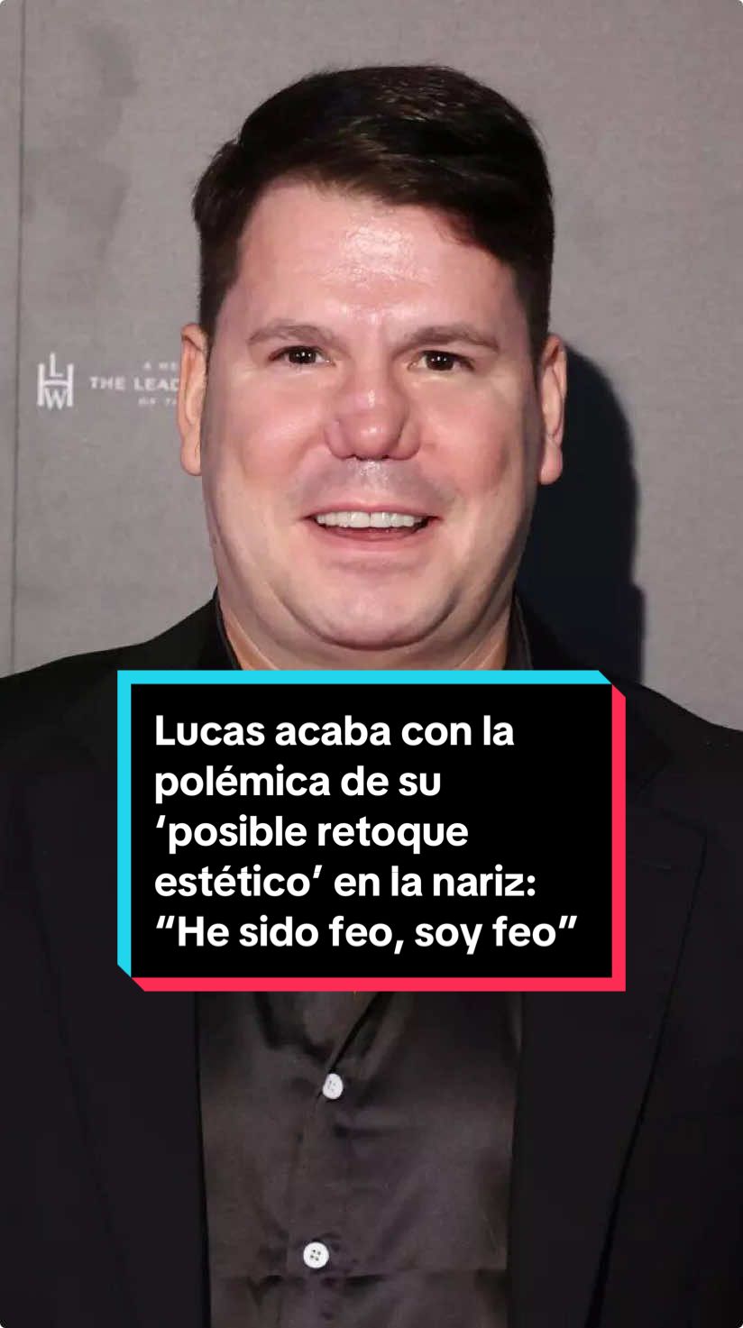 🎼El grupo 'Andy y Lucas' amenizaron este sábado el encendido de las luces de Navidad de Sevilla.  👉Lucas, en medio de la polémica por su 'posible retoque estético', dejó claro que no se ha hecho ningún retoque en su rostro: 