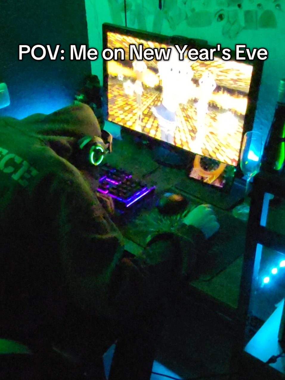 New year new...idk inspired by everyone else #caramelldansen #caramelldansenmeme #caramelldansendance #caramelldansenchallenge #setup  #fyp #music #GamingSetup #newyearseve  #singlelife 