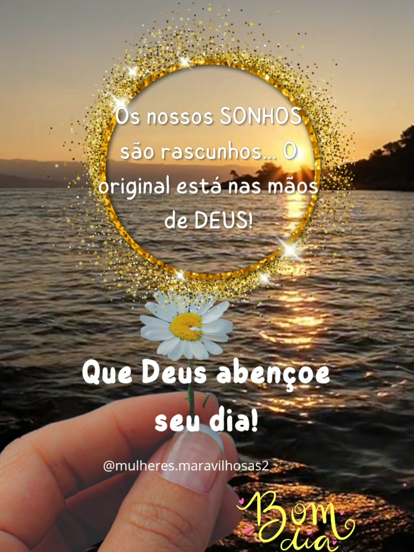 Que você nunca deixe de sonhar e acreditar que vão se realizarem. #gratidao #bencaos #positividade #confieemdeus #bomdia #deusnocomando 