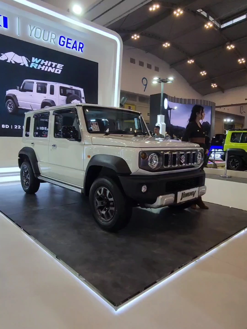 Jimny 5 Doors White Rhino #suzuki #suzukiindonesia  #suzukijimny #jimny5door #carsoftiktok #fyp 