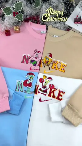 This is really a good match - Wear it with your besties🥰🎁🎄 #squidward #spongebob #spongebob25 #patrick #spongebobsquarepants #mrkrabs #patrickstar #xmas #christmas2024 #besties #christmasgift #christmasgiftideas #christmas #embroiderysmallbusiness #hoodie #matchingsweatshirts #matchingcouple #embroidery #embroideredsweatshirt #embroideredhoodie #trio