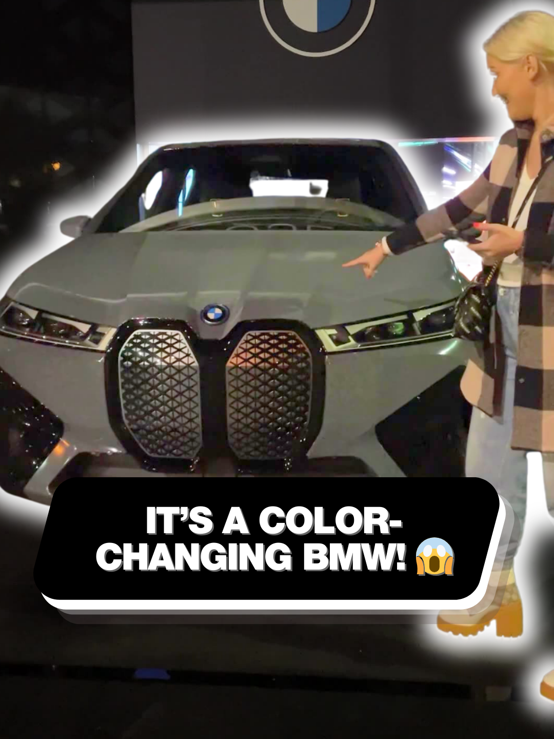 The BMW iX Flow allows you to change its color at the click of a button...🤯 #BMW #cars #supercars