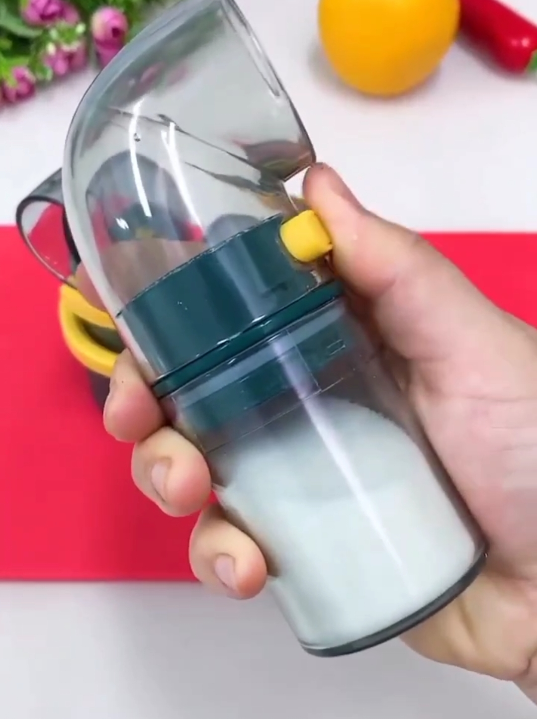 INCRÍVEL E SUPER PRÁTICO PORTA TEMPEROS COM BOTÃO MEDIDOR  #achadinhosdashopee #achadinhosshopee #shopee #achadinhos #portatempero #utensiliosdecozinha 