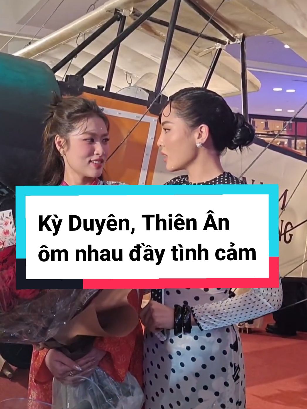 Gấu béo và Bé Bơ ôm eo tình cảm mặc tin đồn #kyduyen #thienan #doanthienan #congtubaclieu #tiktokgiaitri #thamtushowbiz 