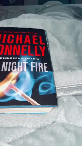 Lol 😂😂 #BookTok #fyp #foryou #foryoupage #original #viral #trending #tiktok #michaelconnelly #manila 