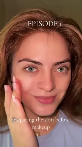 Preparing glowing skin before makeup.🪄 @anua_global Toner 77% @SKIN1004 Official CENTELLA ASIATICA / SPF 50 @Medicube Global  Collagen Jelly Cream  #myskin #myglow #routine #beautytutorial #skintok #viralskincare #korea #koreanskincare #koreanskincare 