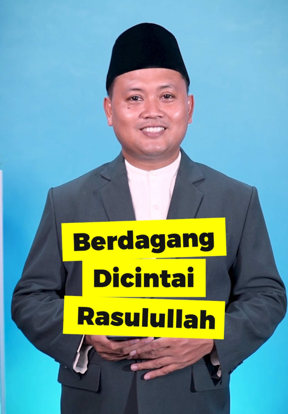 Pedagang yang jujur akan bersama para nabi dan shiddiqin di surga. Gus @Ahmad Mundzir menjelaskan keutamaan berdagang yang dicontohkan Rasulullah SAW. Yuk, dengarkan dan bagikan inspirasimu tentang berdagang dalam Islam! #nuonline #berdagang #pedagang #penjual #nabimuhammad #islam 