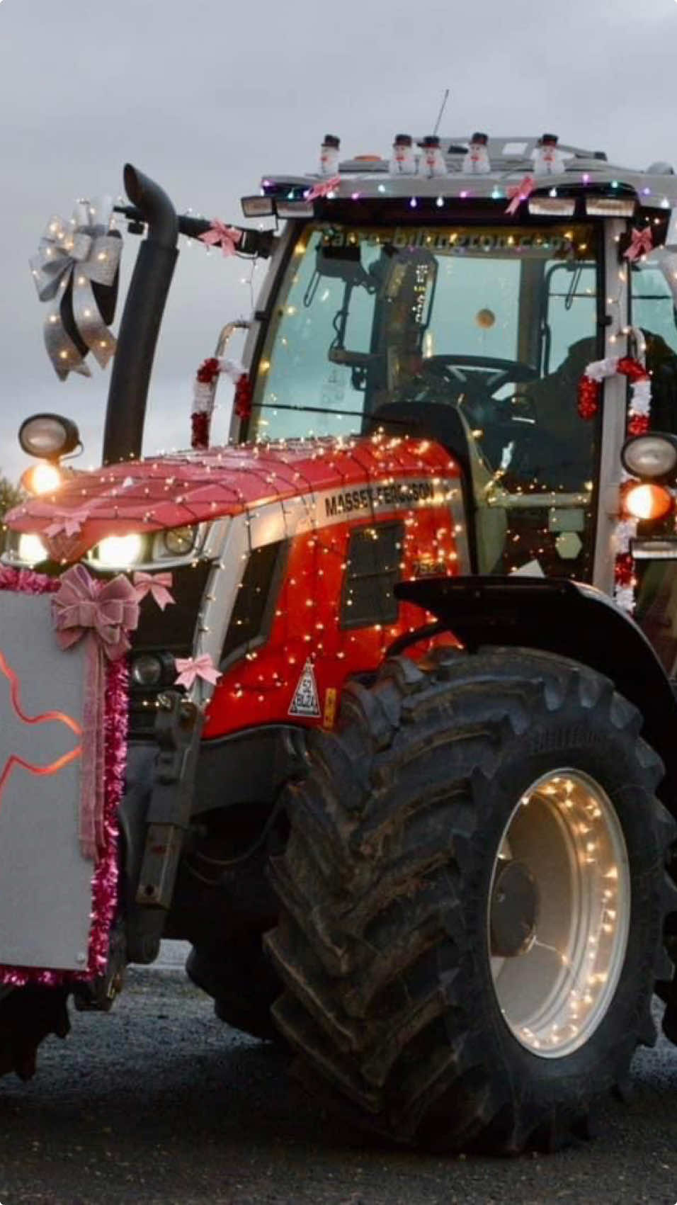 Lights For Lucy 🩷🌸🎀🚜 150 tractor and over £12,000 raised for children cancer charity 💖 #youngfarmersdoitbest #countrygirl #foryoupage #tractorrun #christmas #penrith #fyp #massyferguson #farminglife 