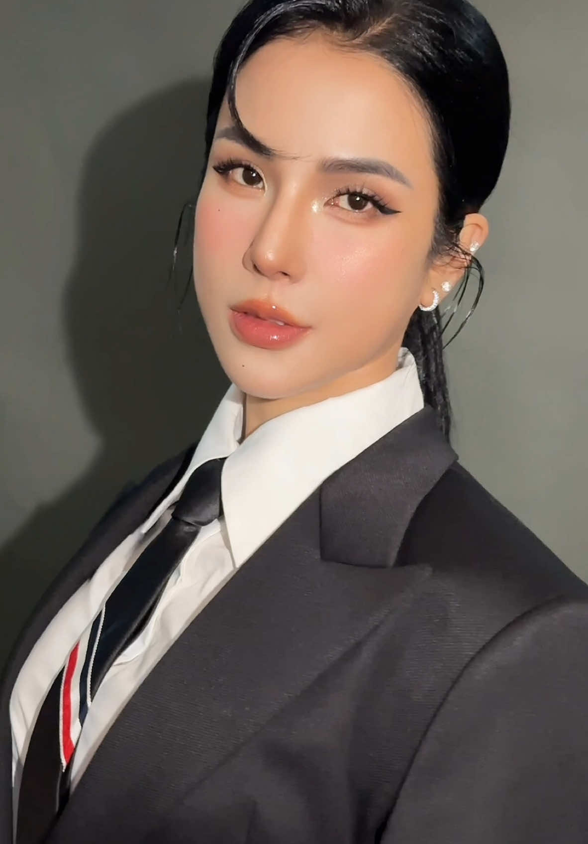 Hắc công tử 🤭 #congtubaclieu #dieplamanh #hiwonmakeup #makeuplook 